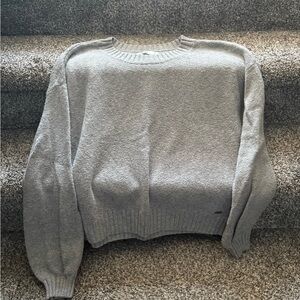 Hollister Light Gray Women's Crew Neck Sweater